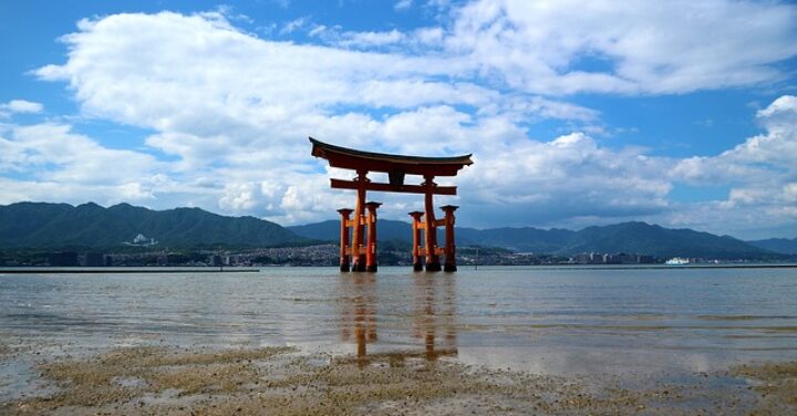 厳島神社 なんの神様
