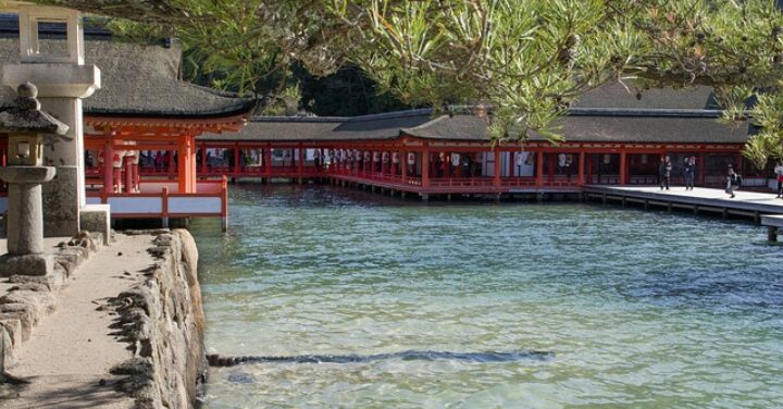 厳島神社 入場料