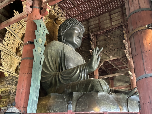 東大寺 大仏の重さ高さ
